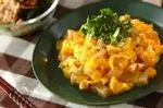 たくあんとコンニャク入り卵焼き