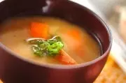 ジャガイモのみそ汁