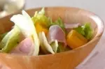 マンゴーのサラダ