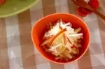 リンゴと大根の酢の物