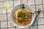 カリカリ梅とシラス干しパスタ