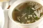 炒め豆苗のスープ