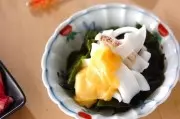 イカとワカメの酢みそがけ