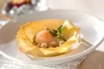 パリパリ温泉卵サラダ