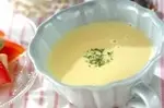 旬の甘みを味わう冷製コーンポタージュ