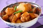 ごはんがすすむ 里芋と鶏肉のシンプル煮