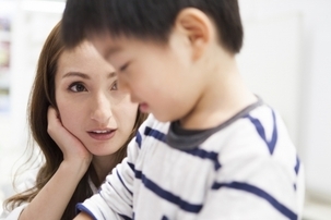 毒親にならないために 親の過干渉が子どもに与える影響まとめ ウーマンエキサイト