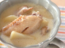 12月に入り、寒さも厳しくなってきましたね。この季節にぴったりの、身体の芯から温まる豆乳レシピを集めました！美肌効果の期待できるイソフラボンも豊富に含んでいるので、女性には嬉しいレシピですね♪