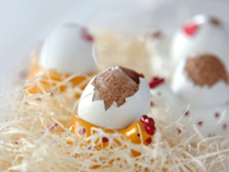 最近日本でも盛り上がりを見せているイースター（復活祭）。今年はちょっと凝って演出をしてみませんか？「何を作ったらいいかわからない…」そんな方のために、イースターにぴったりのレシピをご紹介します！ぜひ作って楽しんでくださいね♪