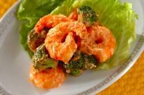 真っ赤なケチャップは単体でも美味しいですが、＋マヨネーズでオーロラソースに、お酢やチリソースと合わせてエビチリに、色々アレンジしてもとっても美味。このまとめでは、ケチャップにプラスαして料理の幅を広げる、ケチャップ使いこなしレシピをご紹介します。