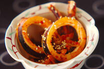 保存もきいて栄養も抜群の「キムチ」。キムチといえばキムチ鍋や豚キムチが浮かびますが、それ以外にも様々なアレンジができるんですよ。そこで今回は和えるだけで出来る「切り干し大根のキムチ和え」や「キムチとタコのお好み焼き」など簡単にできるキムチのアレンジレシピをご紹介したいと思います。