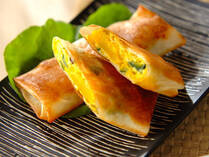 甘い風味とホクホクとした食感が人気のカボチャ。このまとめでは定番の煮物からアレンジ煮物、サラダ、スープやスイーツまで、多様な味付けでカボチャを楽しむレシピをご紹介！アレンジ幅を広げてカボチャを味わい尽くそう♪