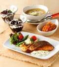 「鮭のソテータルタルソース」の献立