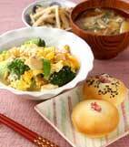 炒り鶏豆腐の献立