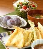 キスと野菜の天ぷらの献立