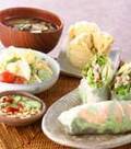「ゆで鶏の生春巻き」の献立