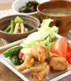 鶏の唐揚げの献立