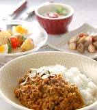 牛ひき肉のドライカレーの献立