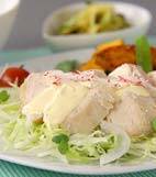 蒸し鶏・マヨソースの献立