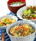 ウナギの卵とじ丼の献立