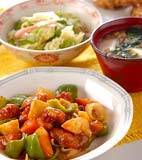 具だくさんの酢豚の献立