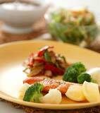 サーモンのムニエルの献立