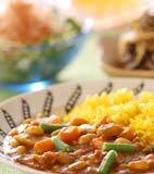 野菜と豆のカレーの献立