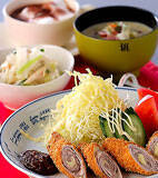 豚肉のチーズロールカツの献立