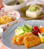 揚げささ身・ナッツ風味の献立