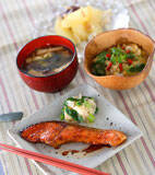 サーモンの照り焼きの献立