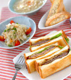 ビーフカツサンドの献立