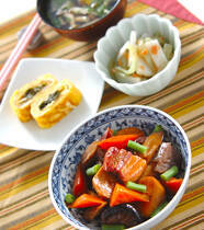 豚肉筑前煮風の献立