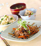 豚肉と根菜の揚げ炒めの献立