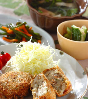 サバ缶コロッケの献立