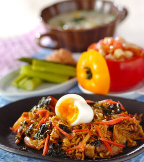 豚キムそばめしの献立