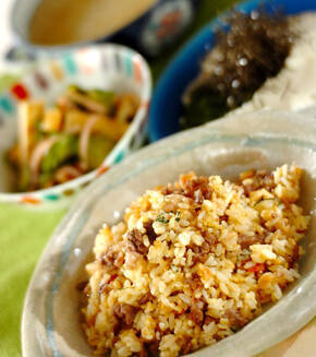 シンプル牛しそチャーハンの献立