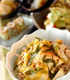 みそ煮豆腐の卵とじ丼の献立