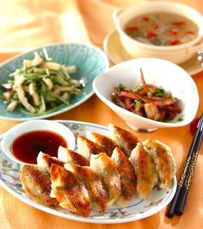 簡単にお店の味！手作り焼き餃子の献立