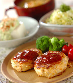 モヤシの鶏バーグの献立