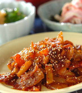 豚バラ肉とキムチの甘辛炒めの献立