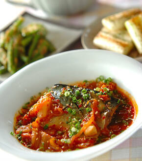 サバのキムチ煮の献立