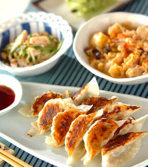 野沢菜入り焼き餃子の献立