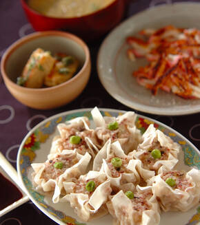 イカとタコのシューマイの献立