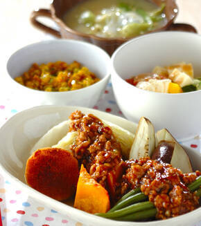 蒸し野菜のネギ肉みそのせの献立