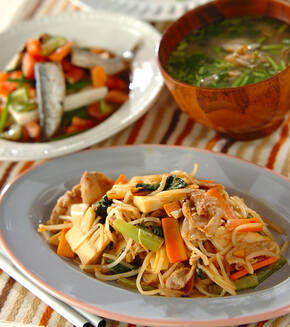 野菜のエスニック炒めの献立
