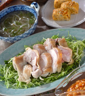 鶏もも肉の簡単茹で鶏 ネギダレでマンネリ防止 やみつきになる味の献立