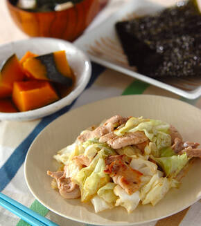 すぐ完成！豚肉とキャベツシンプル炒めの献立