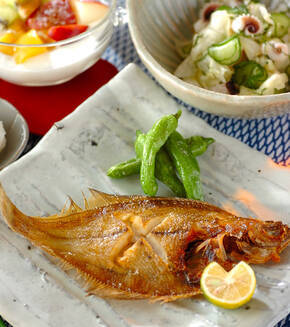 カレイのまるごと揚げの献立