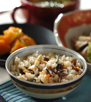 山菜入りもちもちおこわの献立