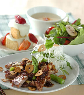 オニオンソースがけステーキの献立